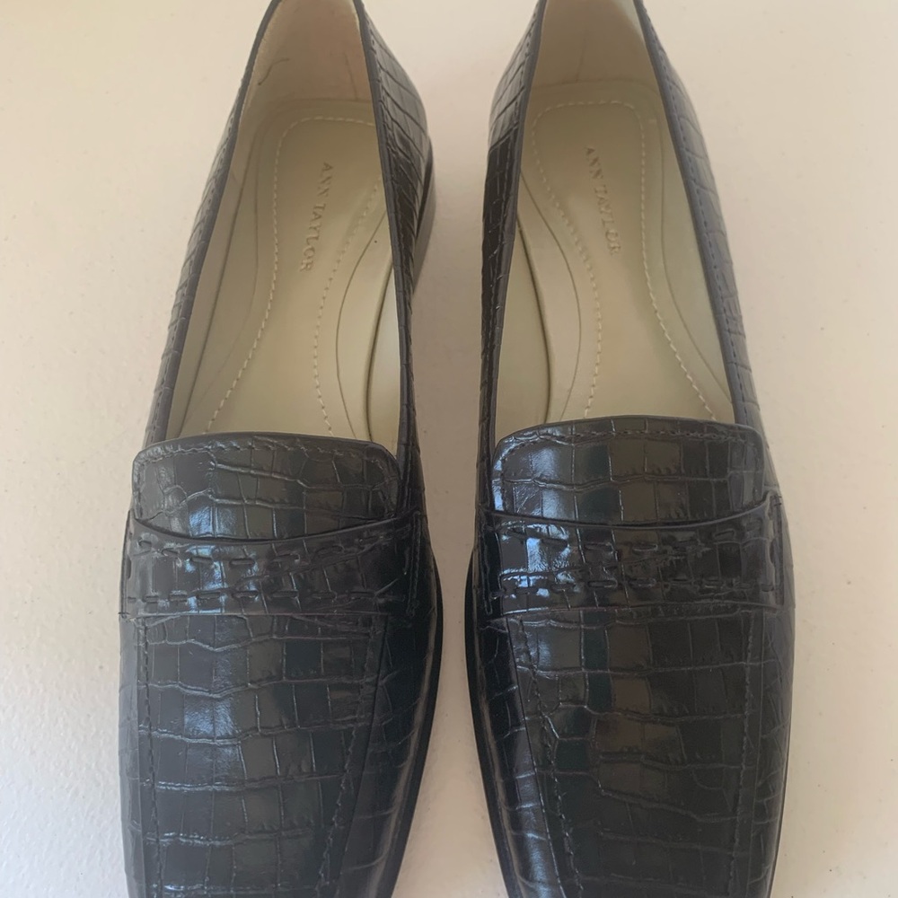 Ann Taylor Black Croc-Embossed Leather Loafers